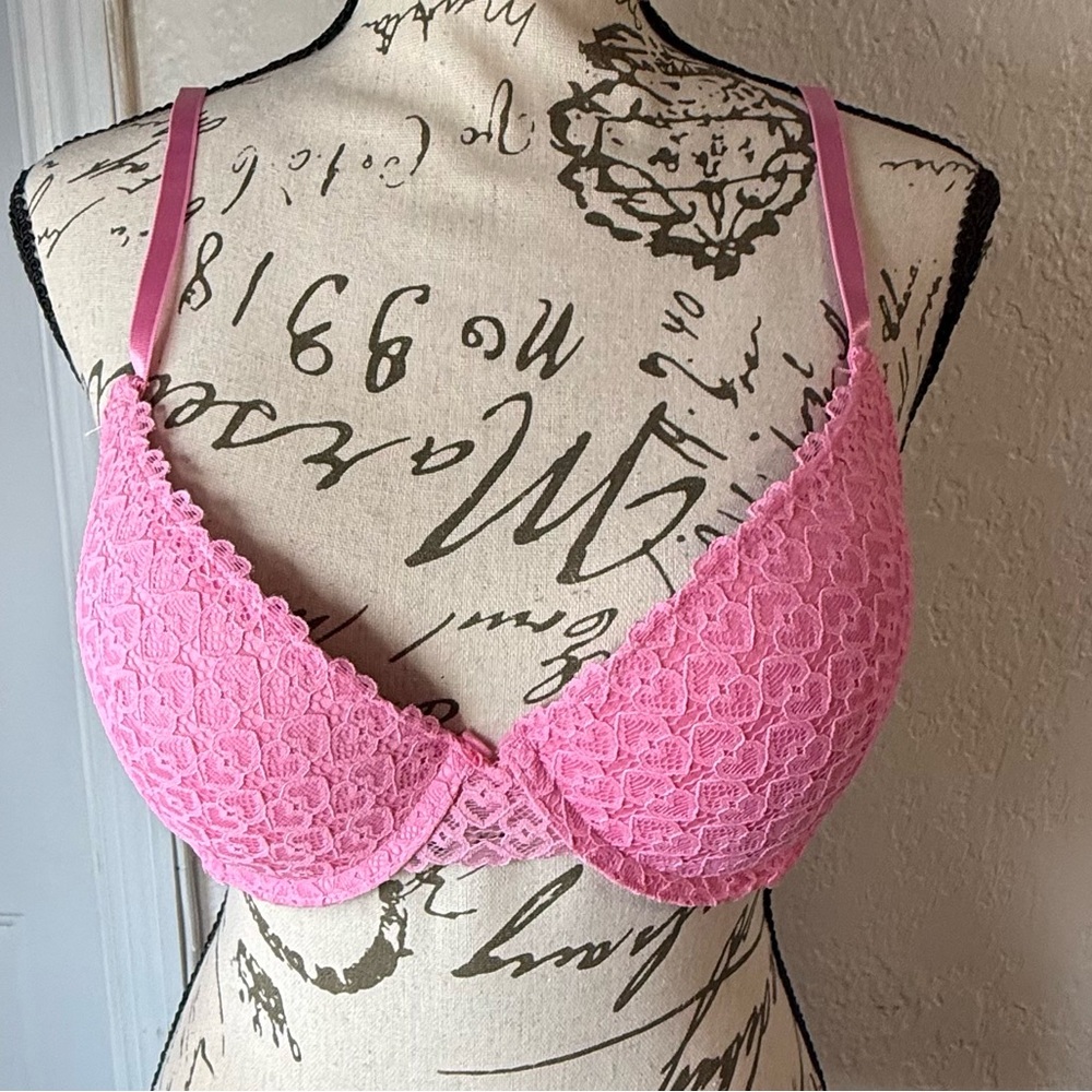 Jessica Simpson Pink Lace Heart Underwire Bra - Size 36C (NWOT) - Picture 6 of 10